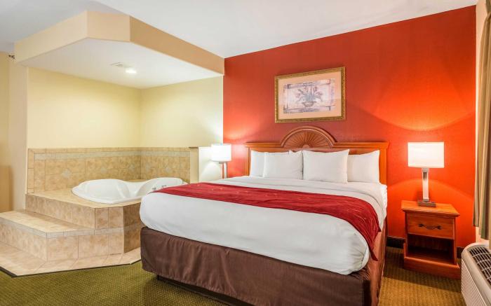 Comfort Suites Batesville