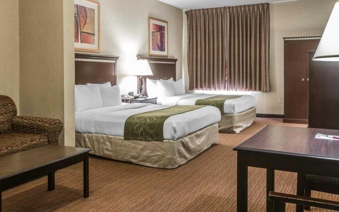 Comfort Suites Omaha East-Council Bluffs