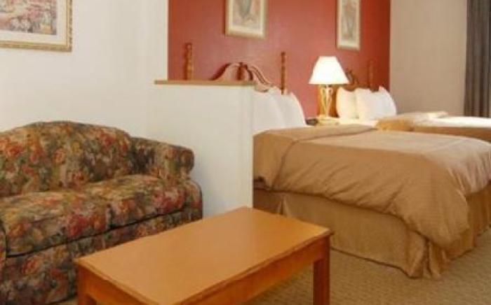 Comfort Suites Monroe