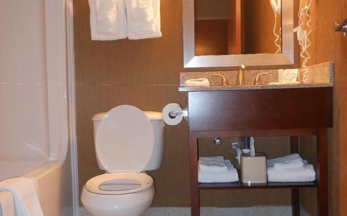 Clarion Pointe Harrisonburg