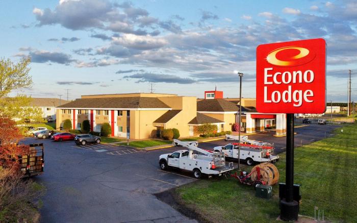 Econo Lodge Wausau - Rothschild