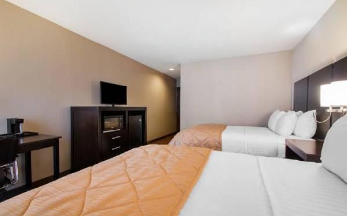 Best Western Courtview Hotel