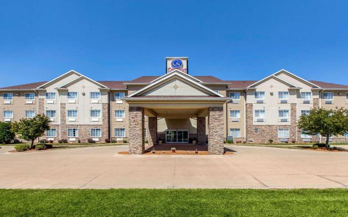 Comfort Suites