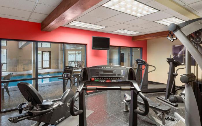 Country Inn & Suites by Radisson, Council Bluffs, IA