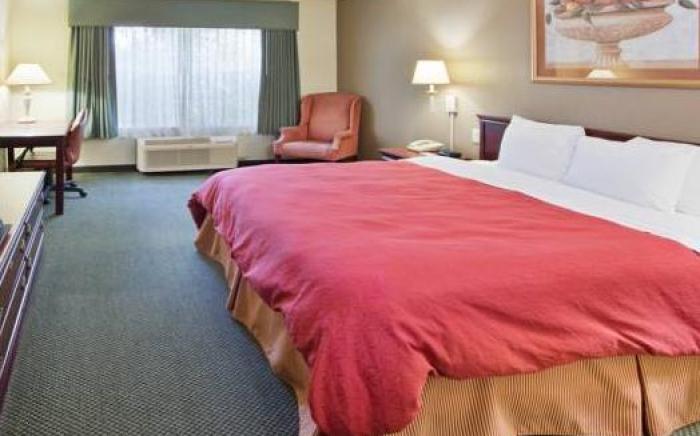 Country Inn & Suites By Radisson, McDonough, GA