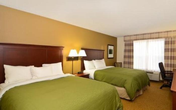 Country Inn & Suites by Radisson, Stevens Point, WI
