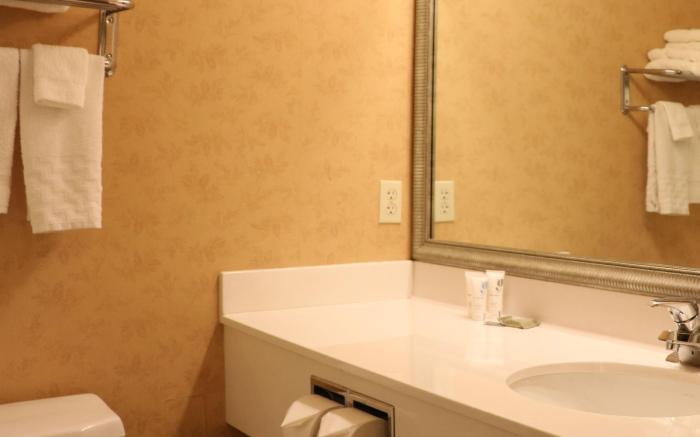 Country Inn & Suites by Radisson, Lincoln North Hotel and Conference Center, NE