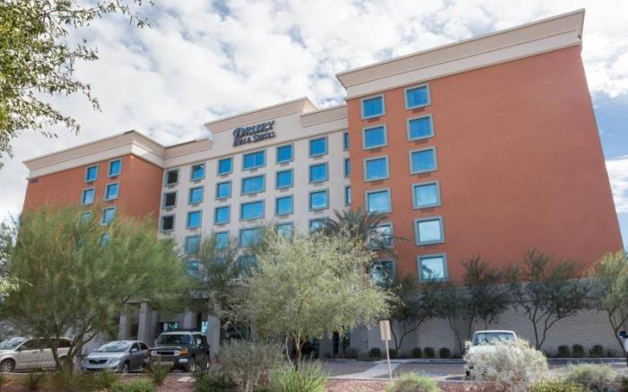 Drury Inn & Suites Phoenix Happy Valley