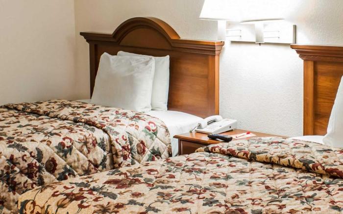 Econo Lodge Goldsboro Hwy 70