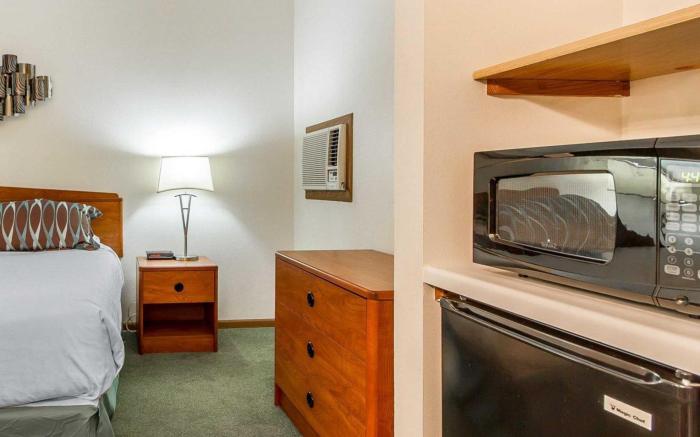 Clarion Pointe Tomah