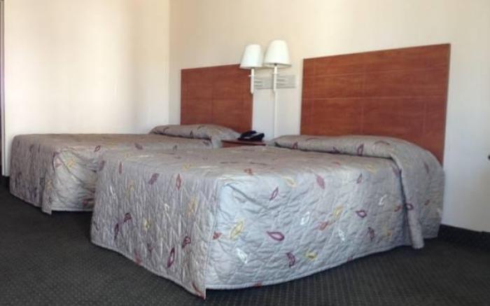 EZ Travel Inn College Station