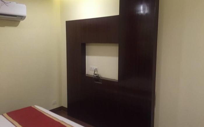 Hotel Deepak Residency