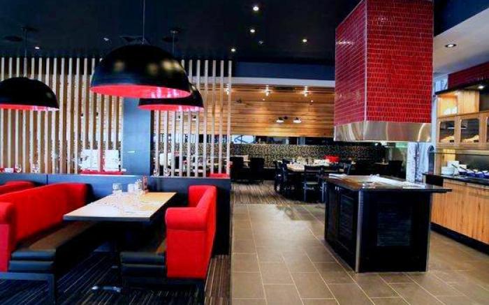 Holiday Inn Hotel & Suites Calgary South - Conference Ctr By IHG