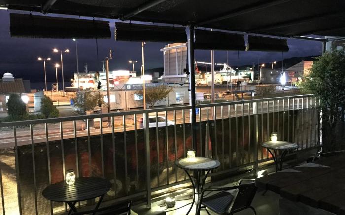 Uno Port Inn