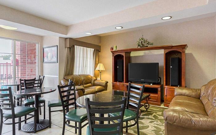 MainStay Suites Texas Medical Center/Reliant Park