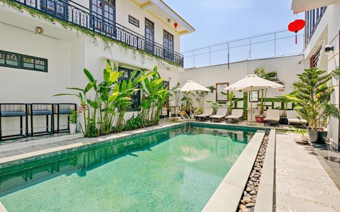 Almond Villa Hoi An