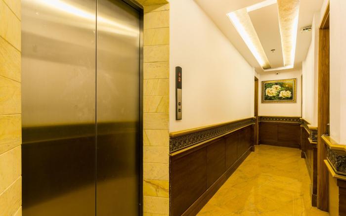 Joviale Hotel 