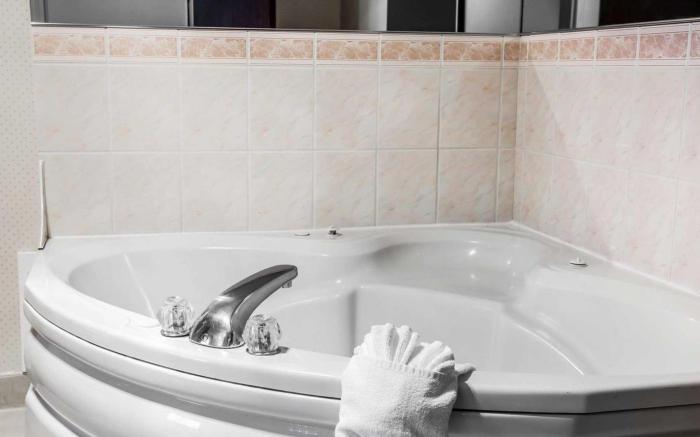 Quality Inn Grand Suites Bellingham