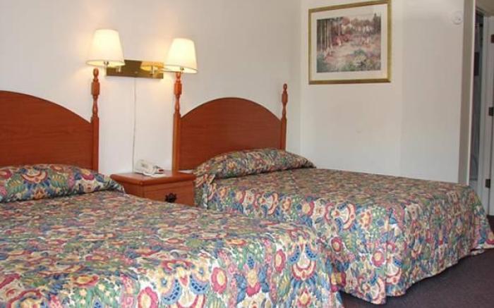 Red Carpet Inn Ronks