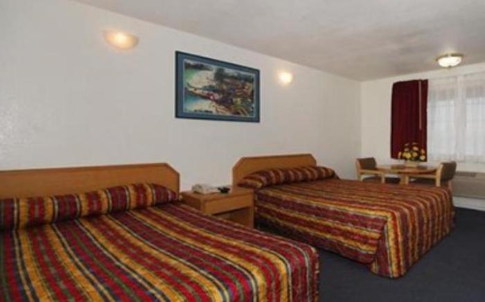 Rodeway Inn Beaumont 1-10