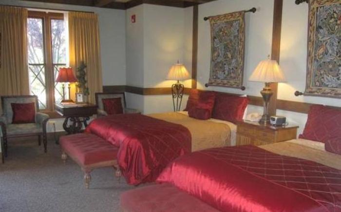 San Luis Creek Lodge