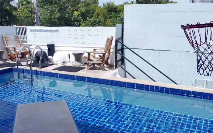 BEN & LEK GUESTHOUSE