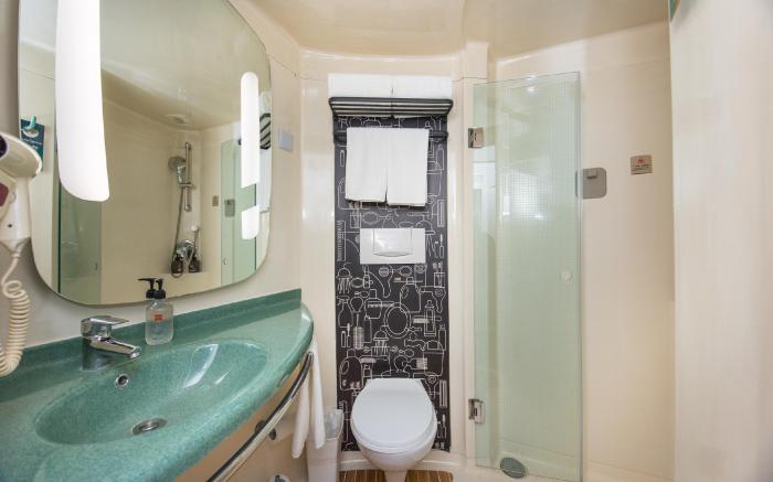 Ibis Shanghai  Lianyang