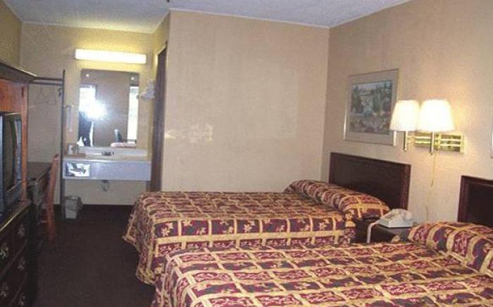 Scottish Inn Knoxville