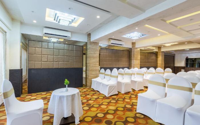 Calux Grand Inn Calangute Formerly Amara
