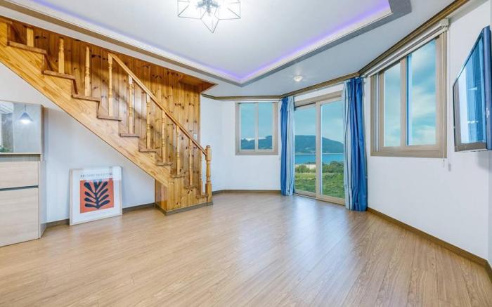 Star moon Pension