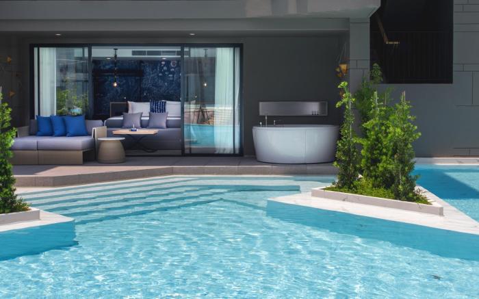 La Vela Khao Lak