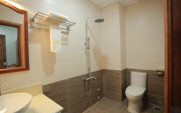 Hoang Son Hotel
