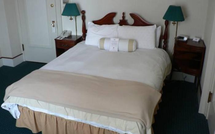 The Inn at the Union Club of British Columbia