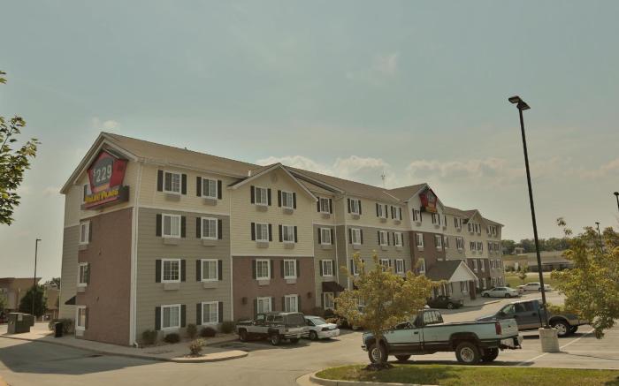 WoodSpring Suites Kansas City Liberty