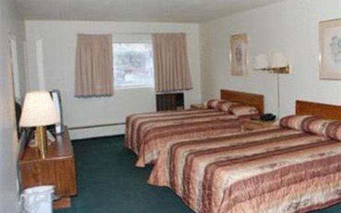 Village Inn Green Bay