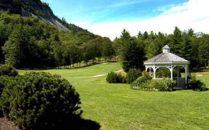 White Mountain Hotel and Resort