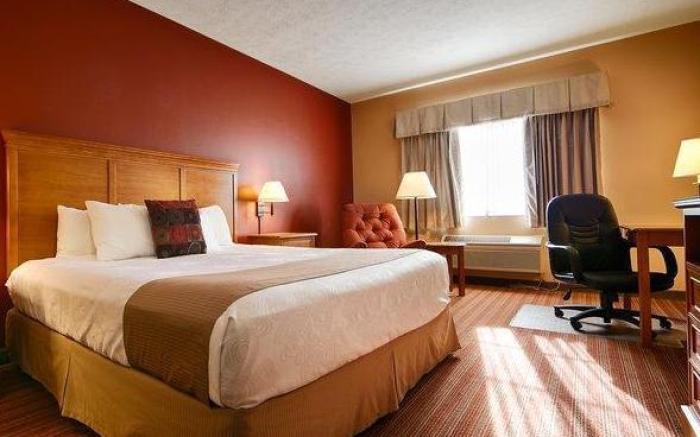 Best Western PLUS The Inn at Horse Heaven