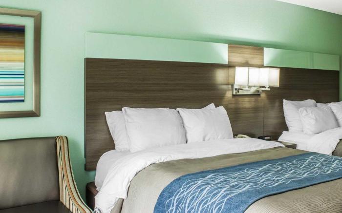 Comfort Inn Dunn near I-95