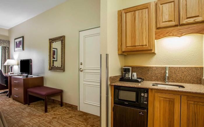 Quality Inn Jacksonville near I-72