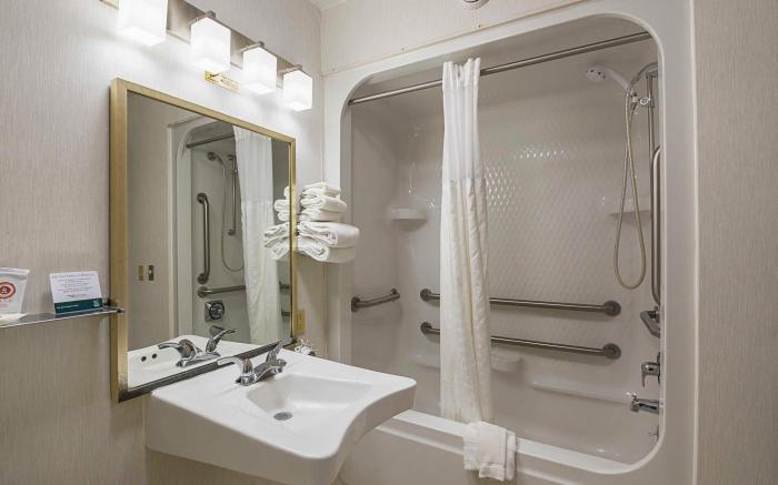 Quality Inn Waverly