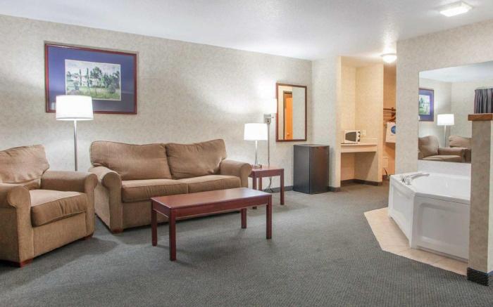 Comfort Inn