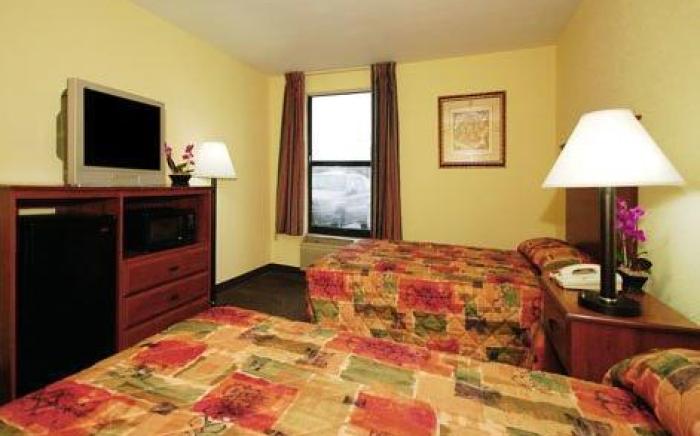 Econo Lodge Andrews AFB