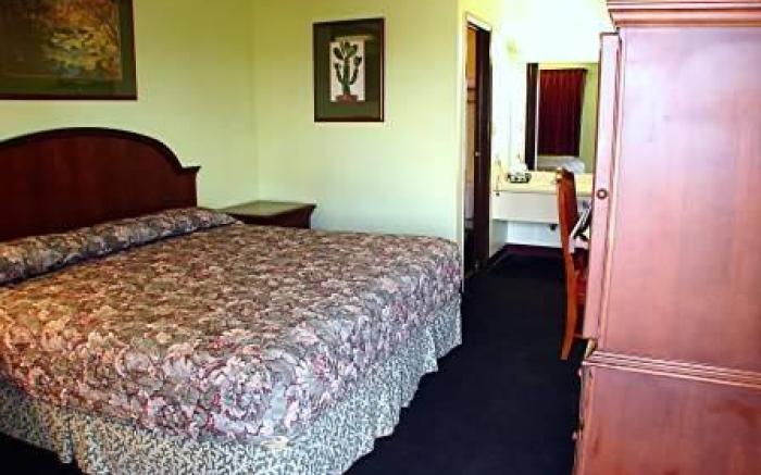 Lockhart Inn