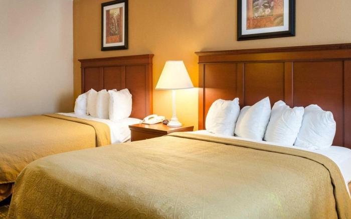 Quality Inn Louisville MS