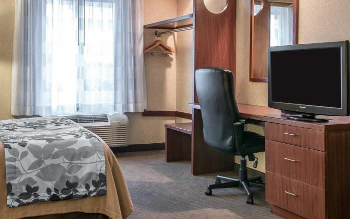 Baymont By Wyndham Flat Rock