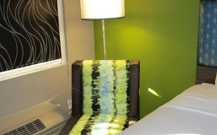 SureStay Plus Hotel by Best Western Point Richmond