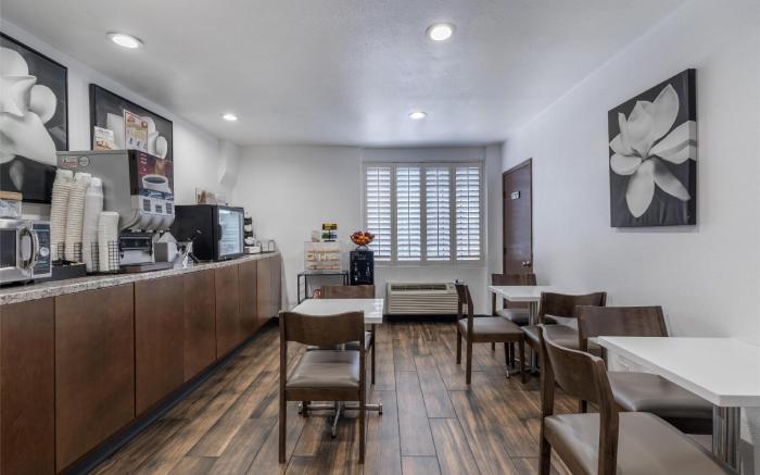 SureStay by Best Western Beverly Hills West LA