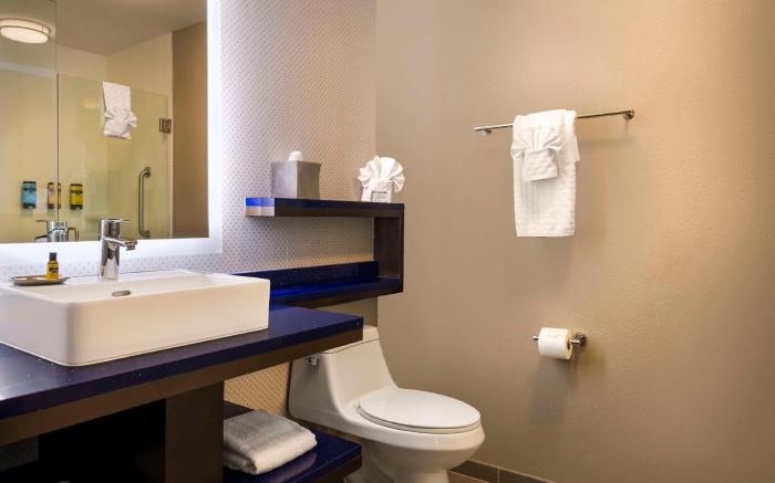 GLo Hotel Asheville-Blue Ridge Parkway