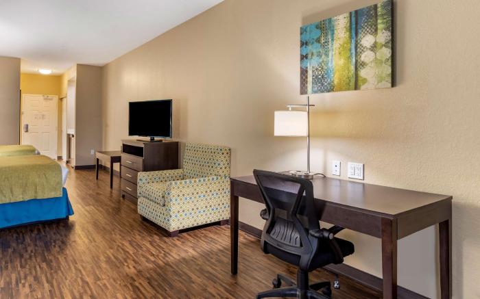 Best Western Plus Galveston Suites