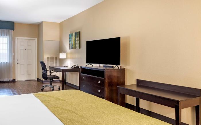 Best Western Plus Galveston Suites